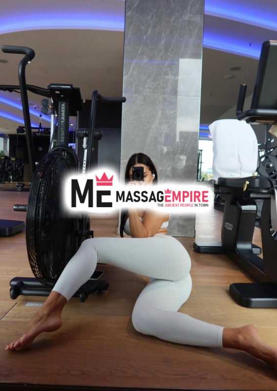 meyra top escort ankara with black hair and brown eyes