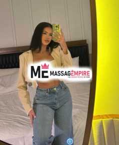 derya premier alanya escort with black hair and captivating brown eyes