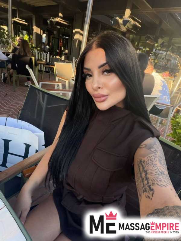 bengu athletic female escort istanbul with black hair and brown eyes