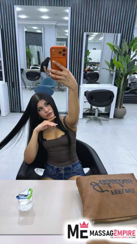 jasmine slender escort with black hair istanbul