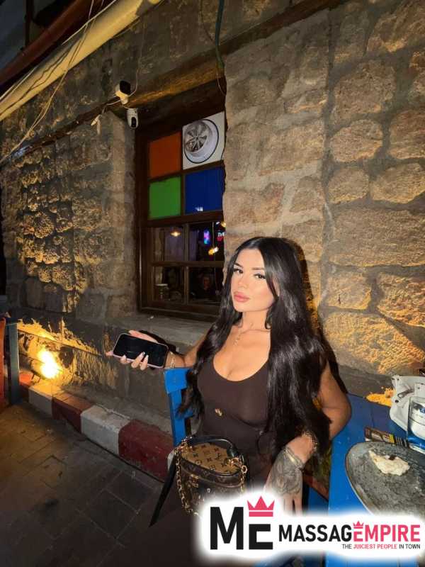 sedef black-haired escort istanbul with slender build