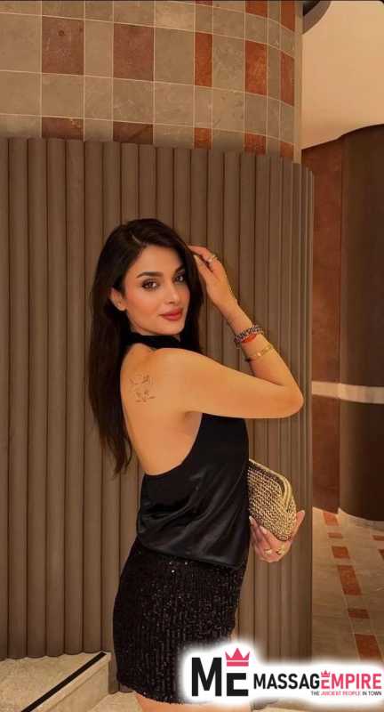 lara slender black-haired escort istanbul