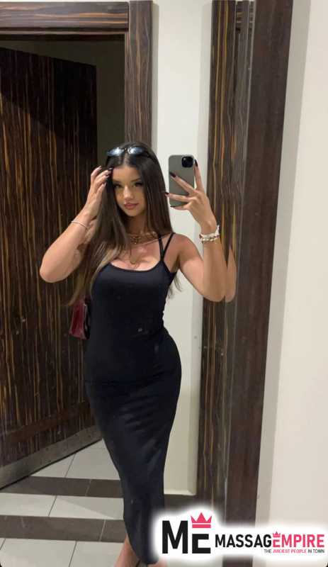 blond escort with athletic build istanbul
