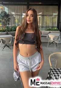 maya slender black-haired escort available for outcall antalya