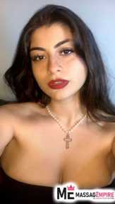 aliza brown-haired escort with green eyes antalya