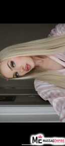 lora athletic blonde escort istanbul with passion for fine dining and travel