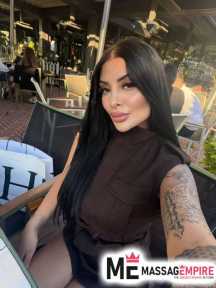 bengu athletic female escort istanbul with black hair and brown eyes