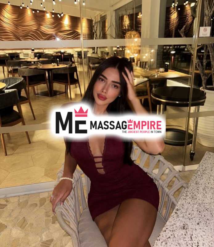 yulicka elite escort with brown hair antalya
