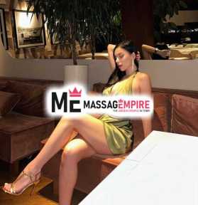 selen captivating escort adana with black hair and blue eyes