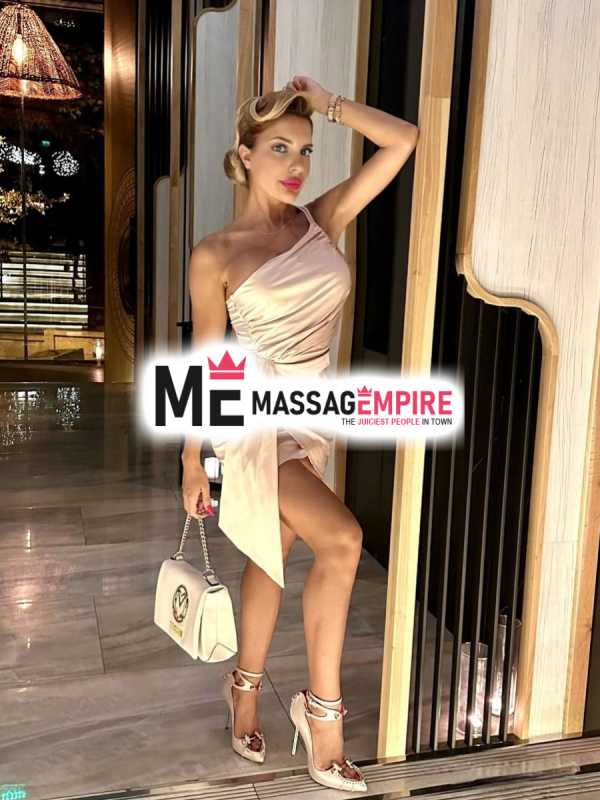 carolina the alluring escort bursa with blonde hair and captivating services