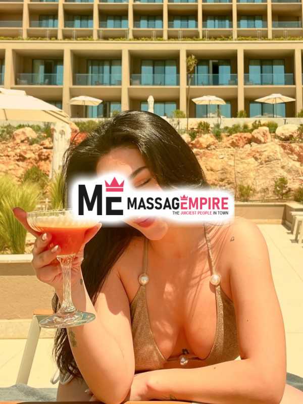 kubra alluring mixed-race escort bursa