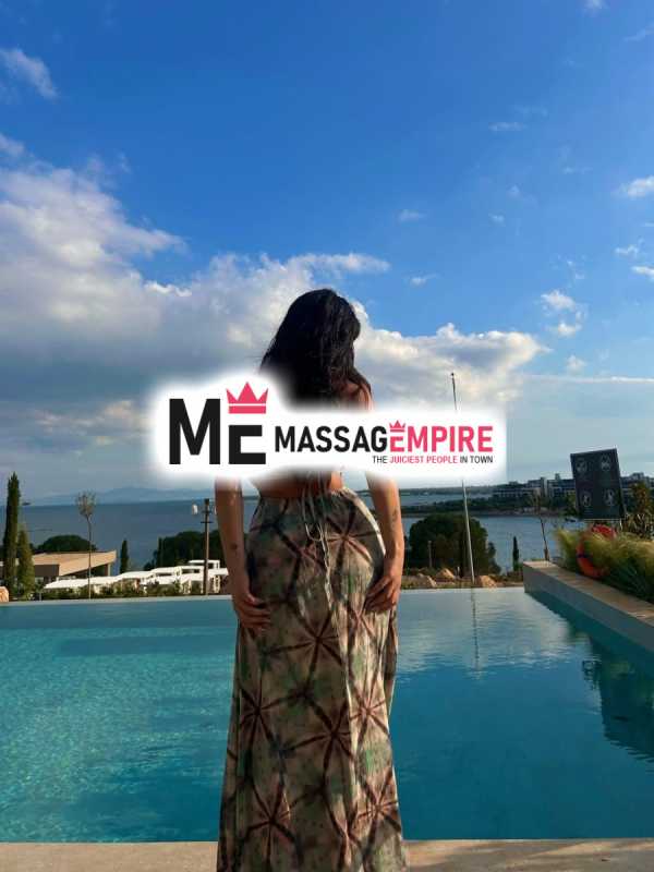 kubra alluring mixed-race escort bursa