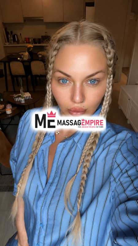 naughtynaz premier escort eskisehir with blonde hair and blue eyes
