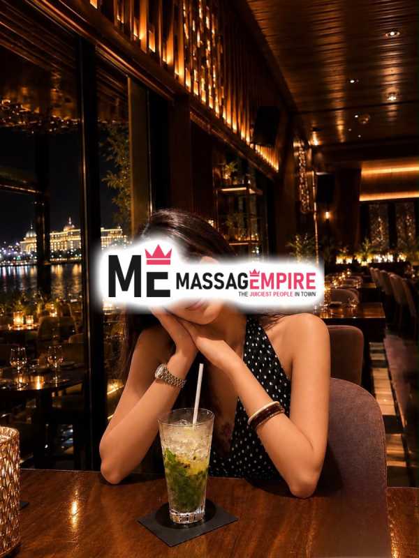 kumsal premier escort gaziantep with stunning brown hair and compelling services