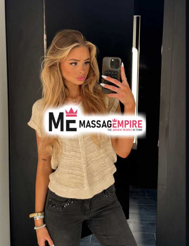 julia premium escort services by stunning blonde istanbul