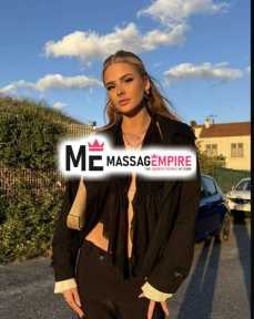 julia premium escort services by stunning blonde istanbul