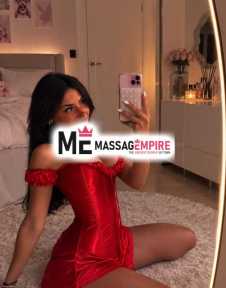 istanbul escort meriana 21-year-old latin beauty offering premium services