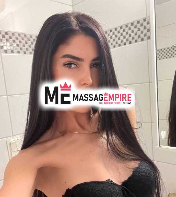 samsun's premier escort hare exotic european beauty with black hair and brown eyes