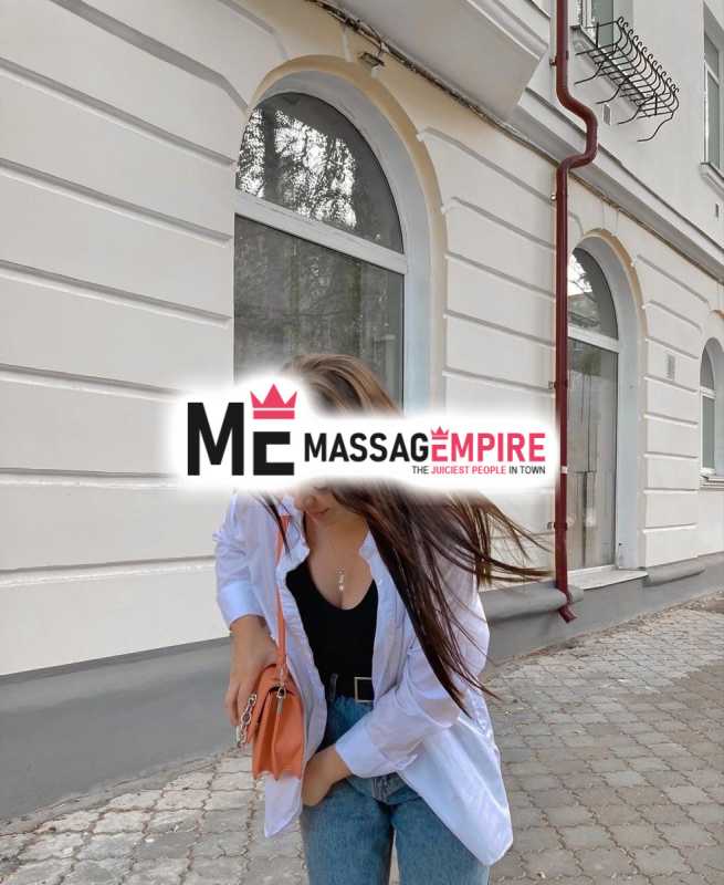 kateryna attractive blonde escort samsun offering premium services