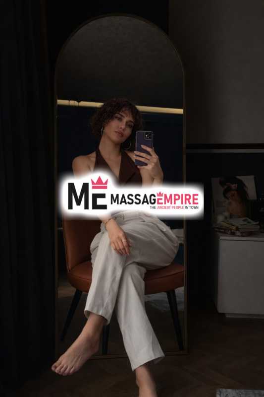 buse premium trans escort service by an alluring shemale
