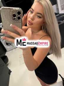 samsun's delight angelina captivating blonde escort offering memorable experiences