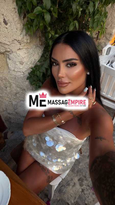 beren premier escort istanbul with alluring european charm