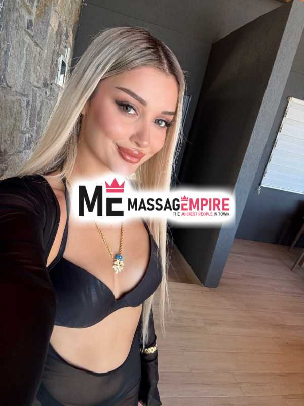 aleyna premium blonde escort izmir
