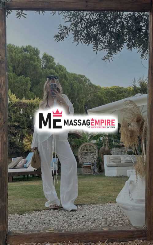 deniz top european escort izmir with blonde hair and green eyes