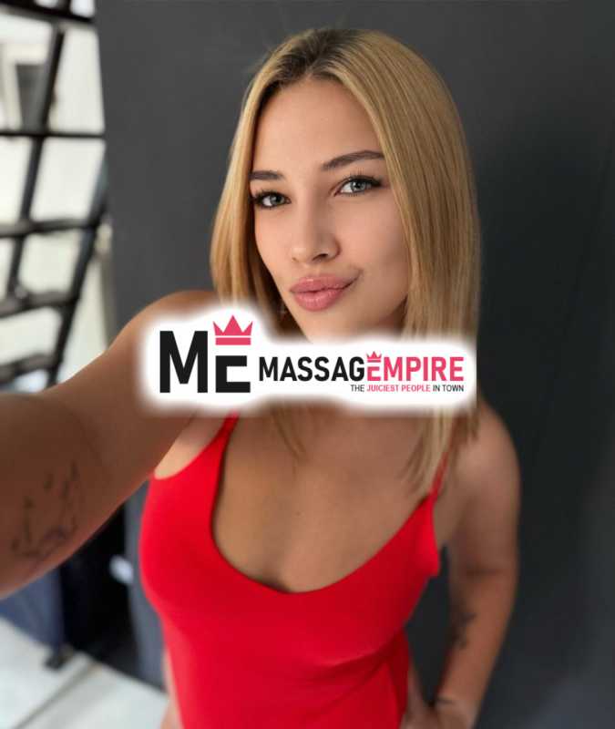 kira golden premier escort kayseri with blonde hair and blue eyes