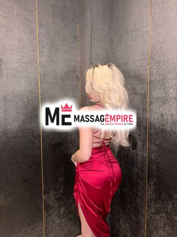 marmaris escort kate stunning blonde mixed girl offering top-level services