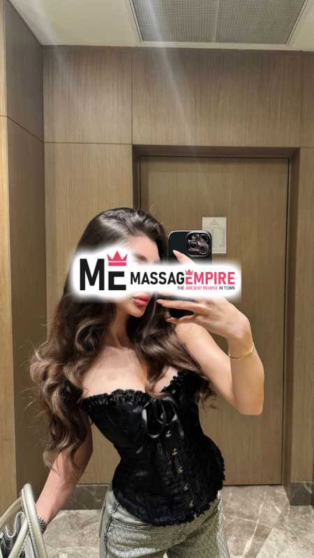 polina hot brunette escort offering premier services marmaris