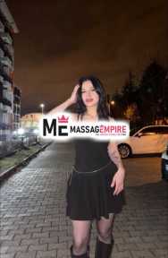 azra elite escort istanbul with alluring looks and exceptional services