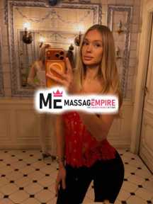 simay premier blonde escort izmir providing exclusive services