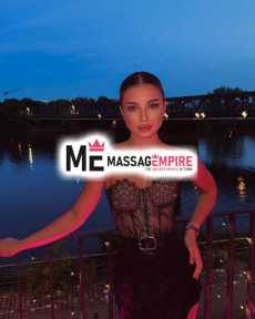 sude premium escort service izmir by alluring blonde beauty