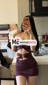alina premier escort izmir with blond hair and blue eyes