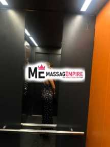 mila elite escort kayseri with brown hair and green eyes