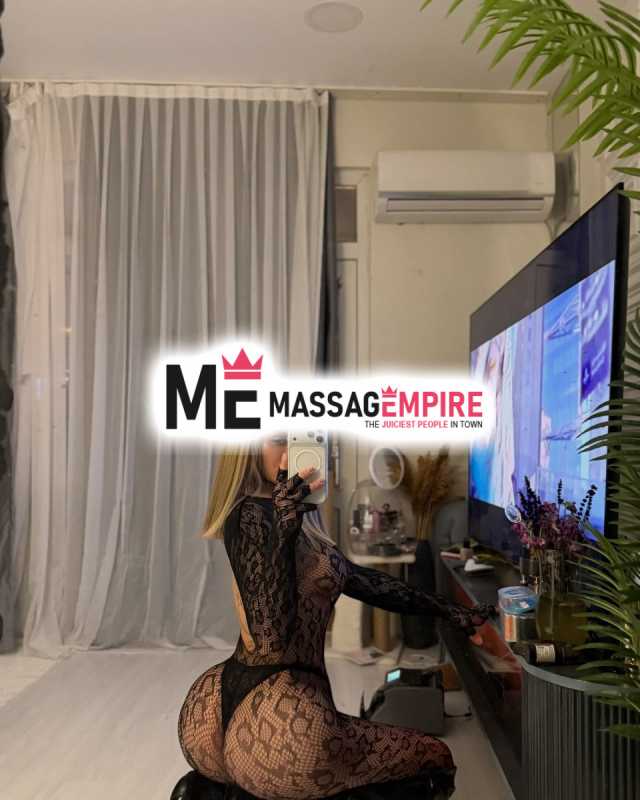 sude premium trans escort service by stunning shemale
