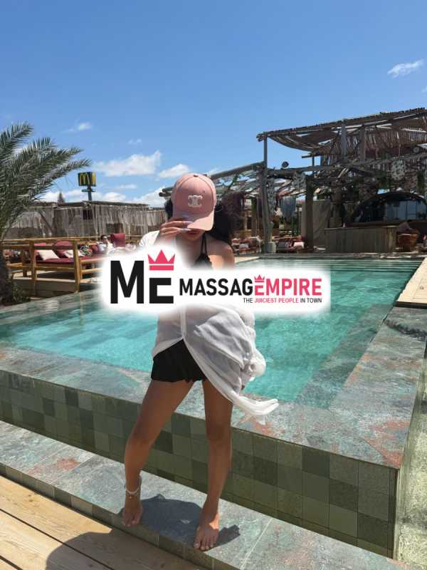 marleigh stunning transgender escort offering premier services